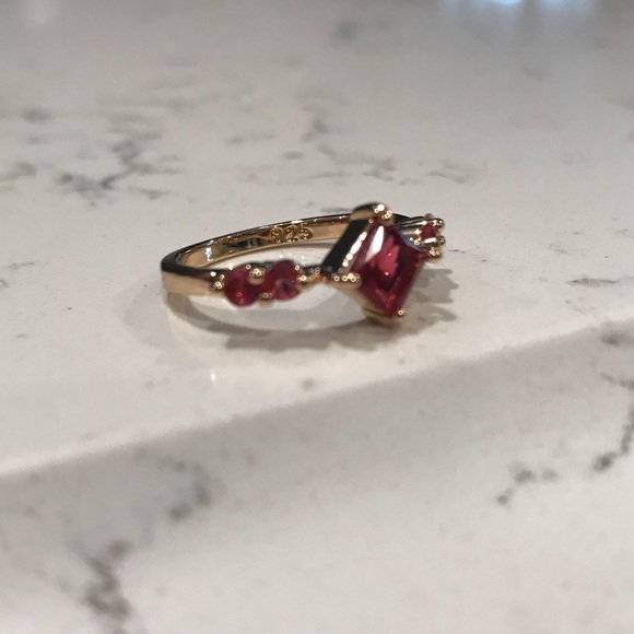 Dainty 18kt Gold Plated Geometric Ruby Topaz Ring size 5 - Picture 8 of 13